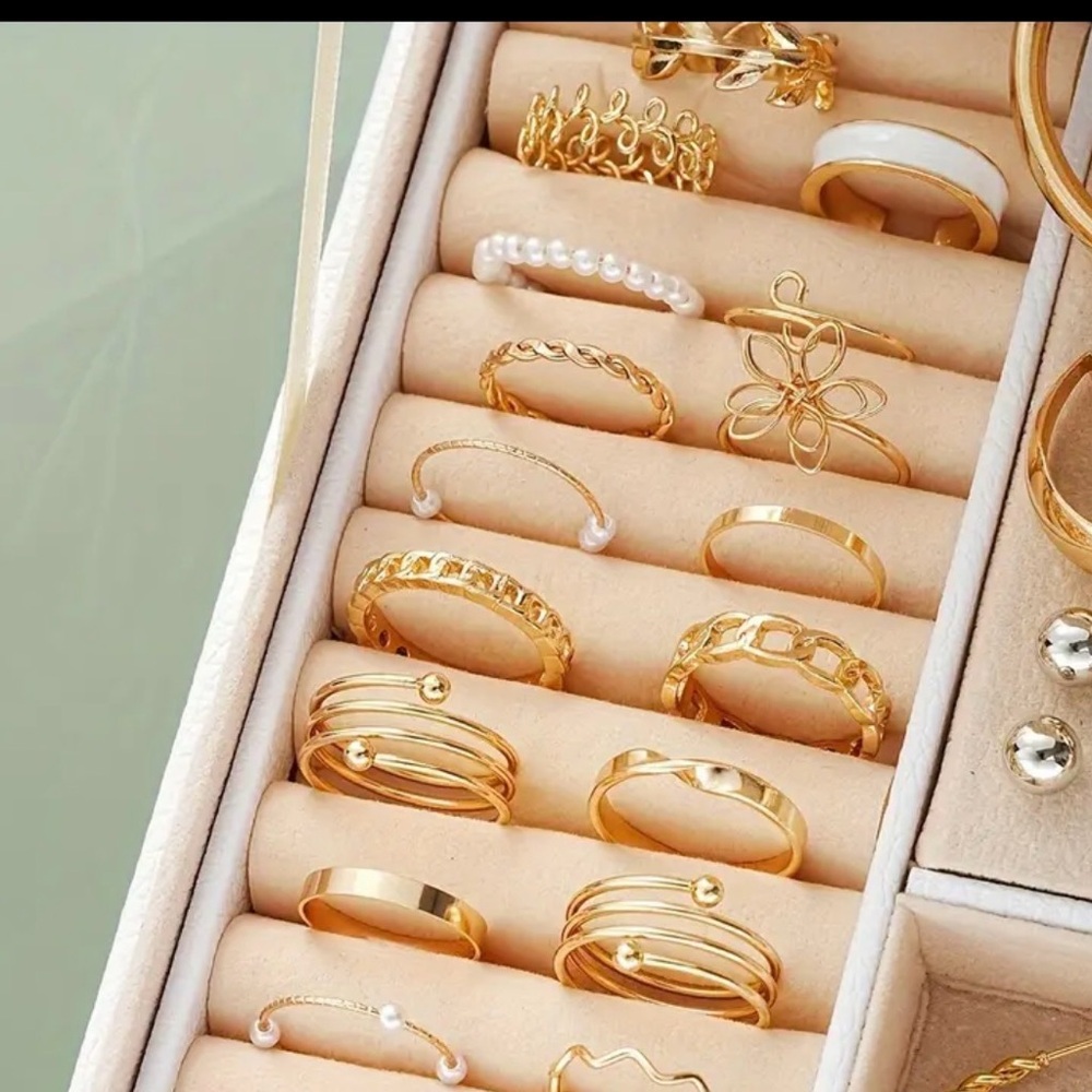 Fashion Jewelry Gold and Silver Necklace Set (12 items per order) - Picture 2 of 4